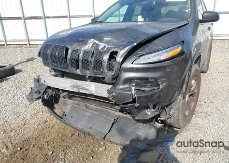 2018 Jeep Cherokee Latitude Tech Connect Fwd from USA, damaged, VIN 1C4PJLCX0JD612666